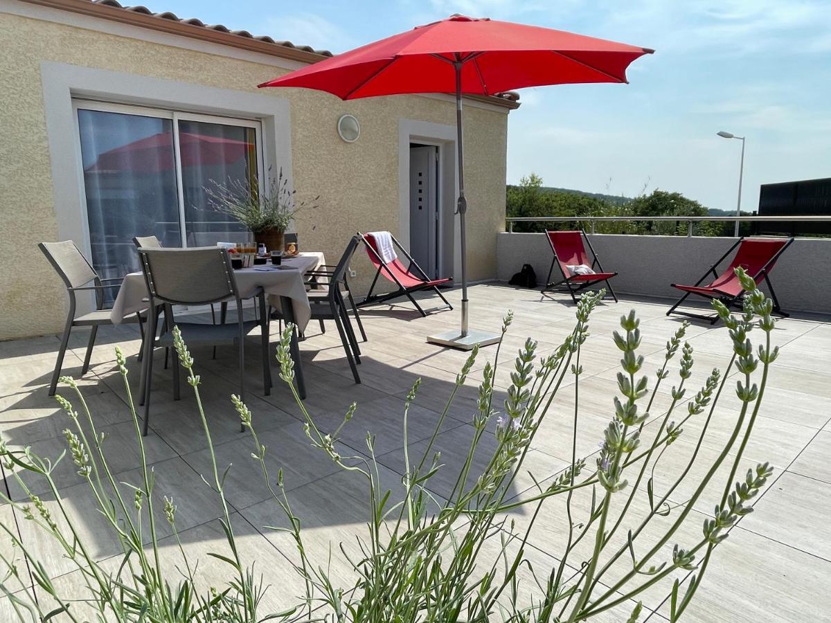 Val Des Bruyeres - Gite 15Mn Pezenas Avec Terrasse Et Cour Close - Parking Privatif Securise - Wifi Ftth Gratuit Neffies المظهر الخارجي الصورة